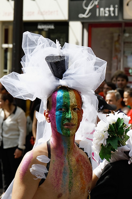 Gay pride Paris JUN13-189